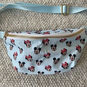 NEW STONEY CLOVER LANE Mickey and friends Fanny pack || new without tags